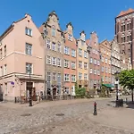 Piekny Na Starym Miescie Blisko Fontanny Neptuna By Renters Apartmán Gdaňsk