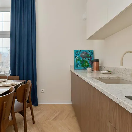 Lägenhet Piekny Na Starym Miescie Blisko Fontanny Neptuna By Renters *