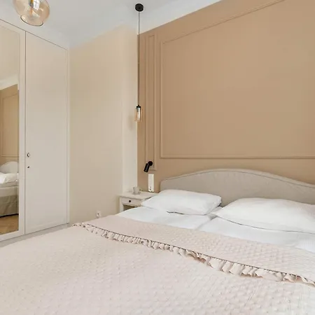 Apartmán Piekny Na Starym Miescie Blisko Fontanny Neptuna By Renters Gdaňsk