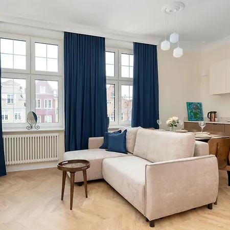 Apartment Piekny Na Starym Miescie Blisko Fontanny Neptuna By Renters